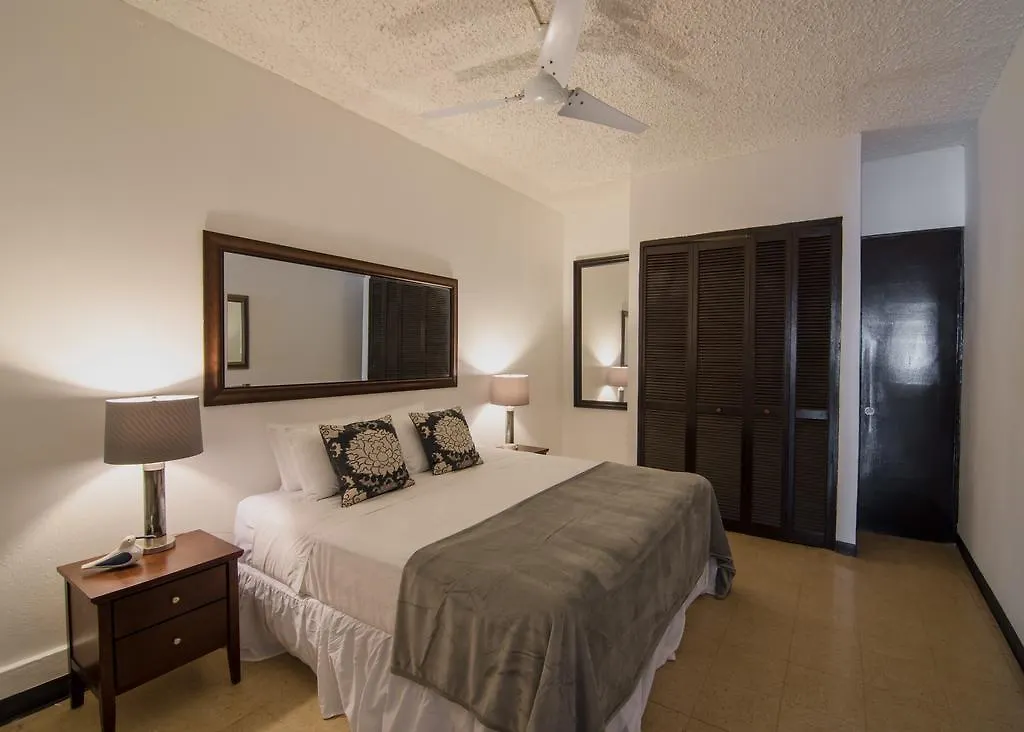 Aparthotel La Capitana Old San Juan